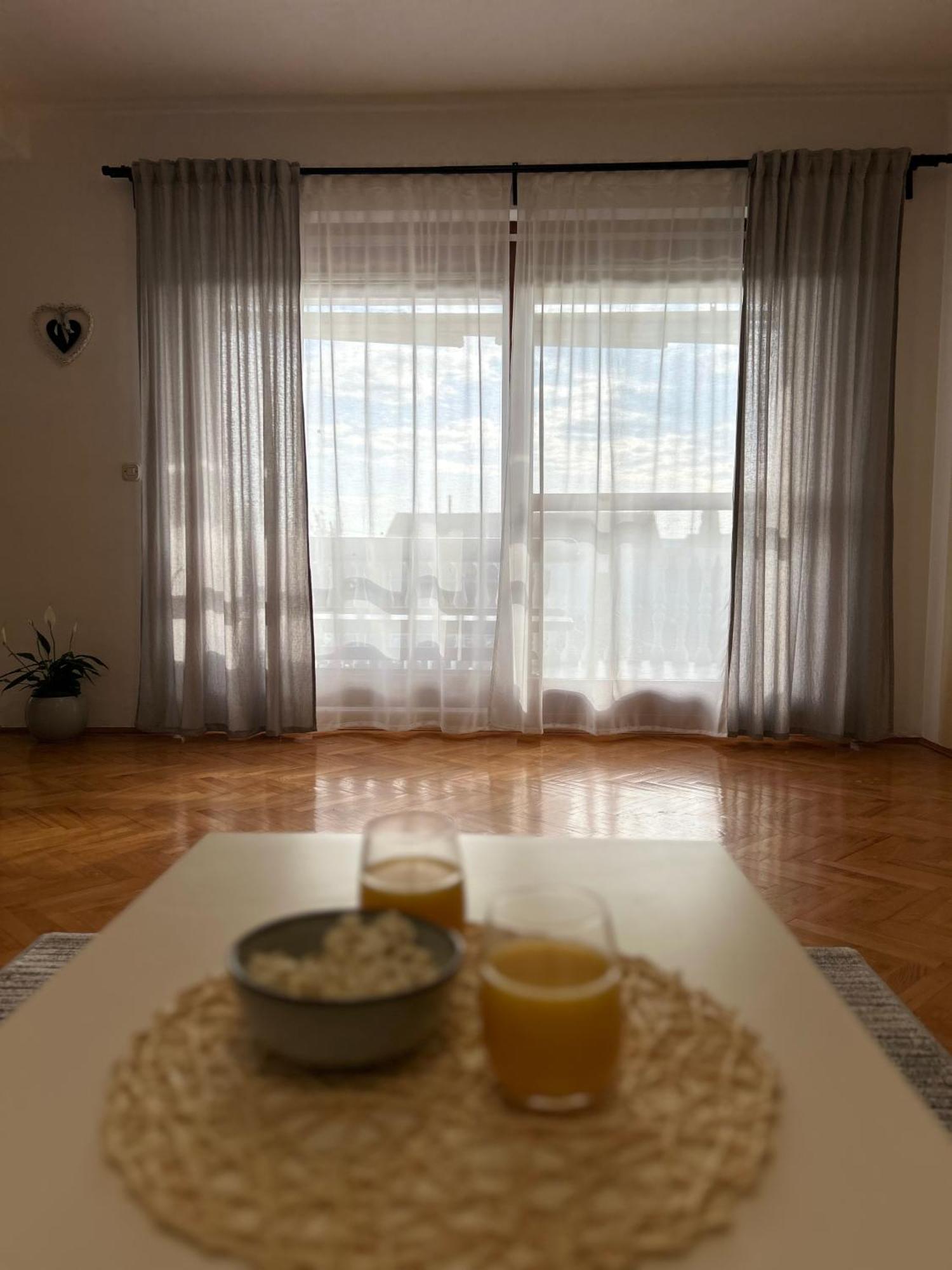 Apartments Marina スベティ・フィリップ・イ・ヤコブ エクステリア 写真