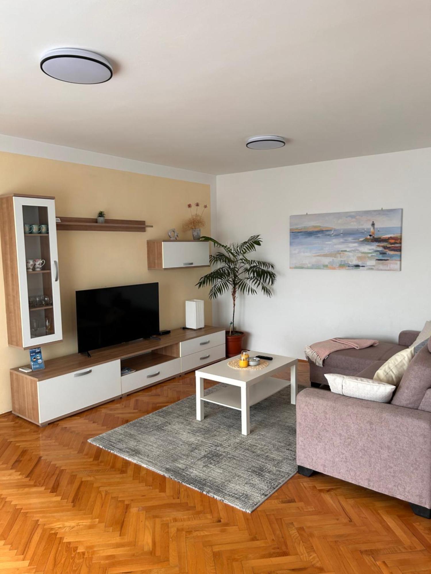 Apartments Marina スベティ・フィリップ・イ・ヤコブ エクステリア 写真
