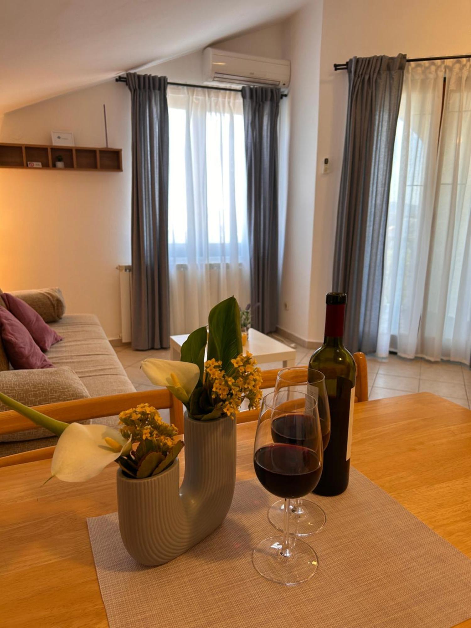 Apartments Marina スベティ・フィリップ・イ・ヤコブ エクステリア 写真